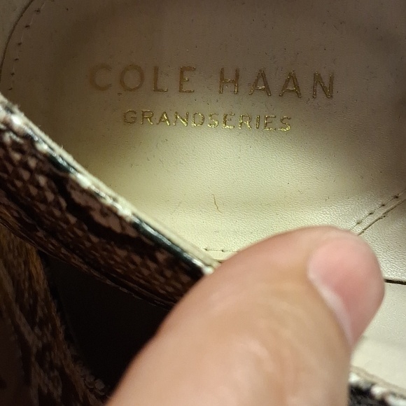 Cole Haan Women\'s Black and Cream Snake Print Oxfords Size 8 main image 5
